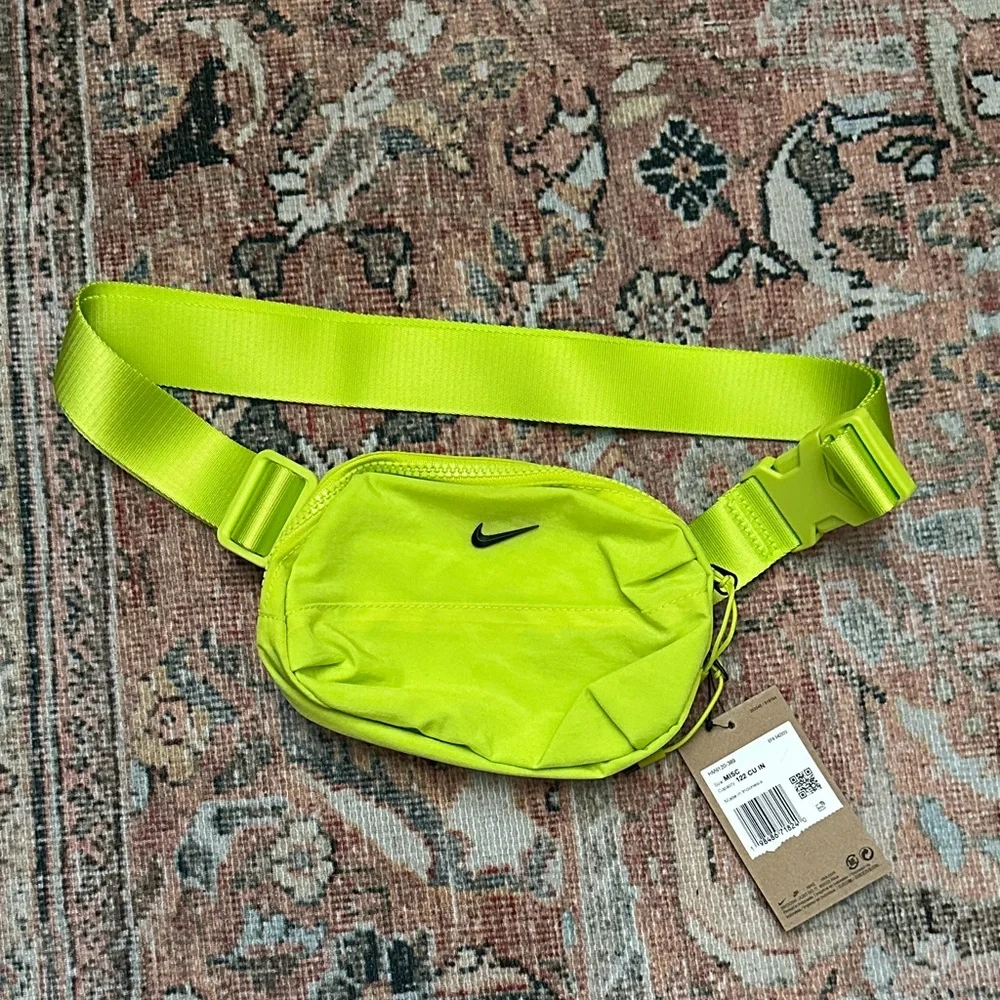 Nike Aura Crossbody Bag Bright Neon Green Waist Bag - Picture 1 of 11
